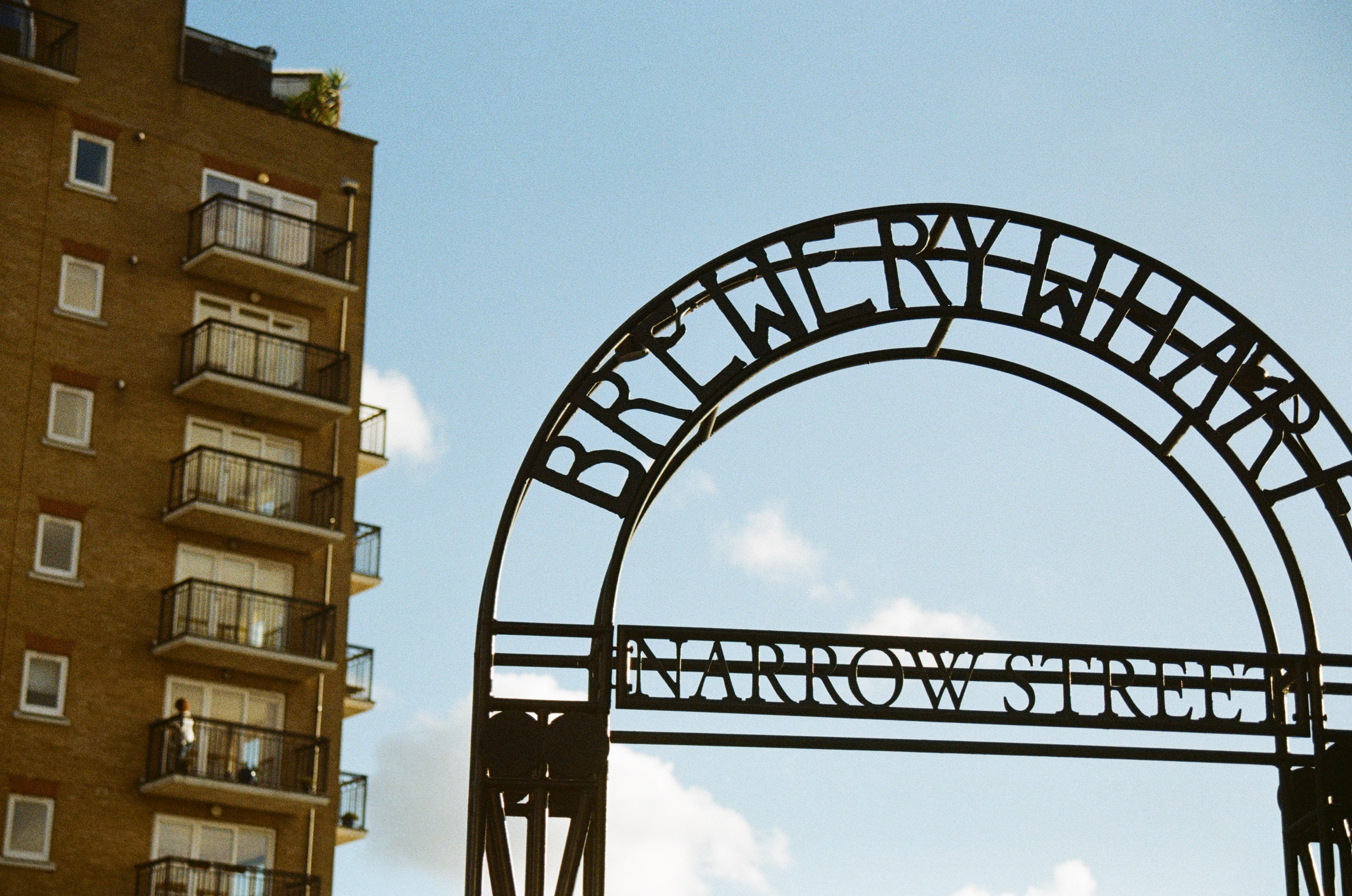 Sample photograph of Kodak Kodacolor 200 showing architectural detail from London's Brewery Wharf
