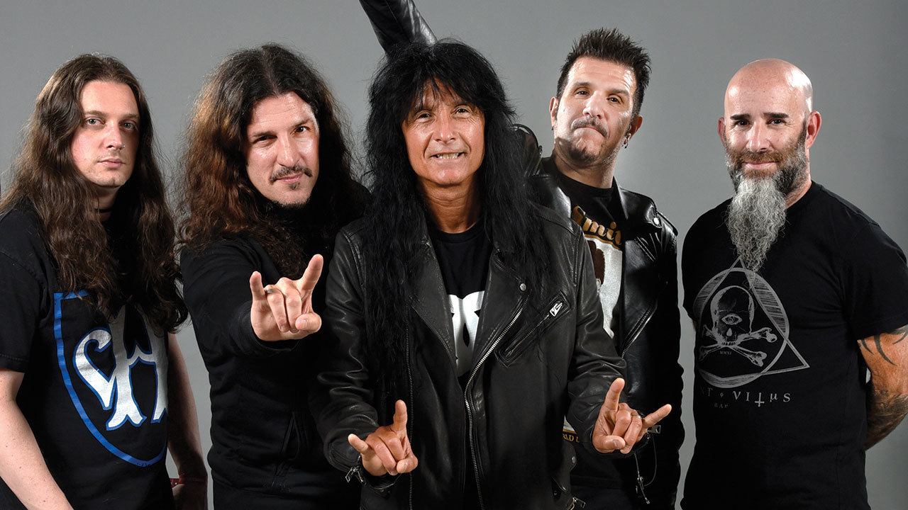 A photograph of Anthrax posing at the Golden God Awards