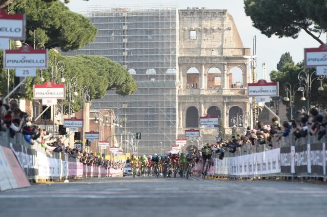 The peloton has Valverde in its sights but couldn't catch him