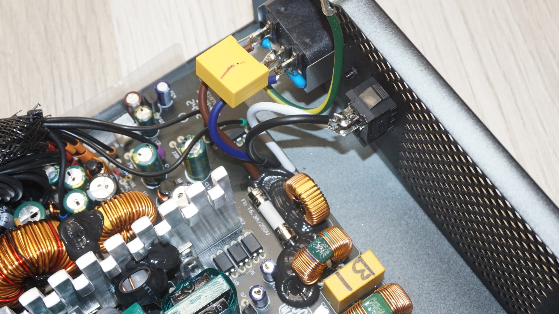 Cooler Master Elite NEX W600