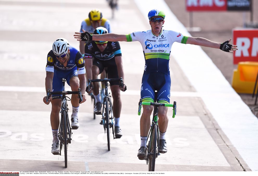 Mat Hayman victorious at Paris-Roubaix, 2016