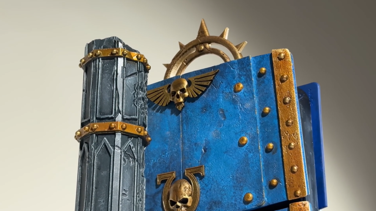 A custom PS5 themed after Warhammer 40k: Space Marine 2