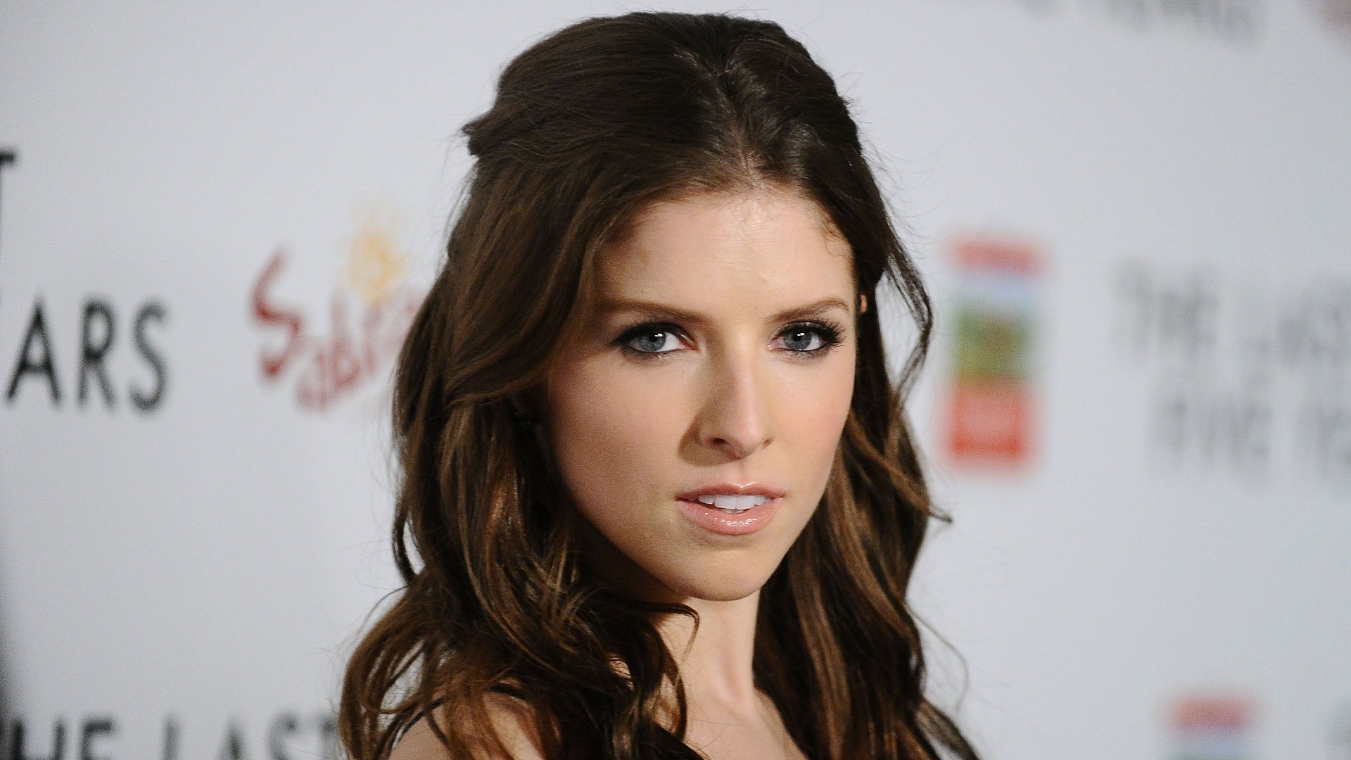 1920px x 1080px - Anna Kendrick Pitch Perfect 2 Poster Meme #BossPitch | Marie Claire