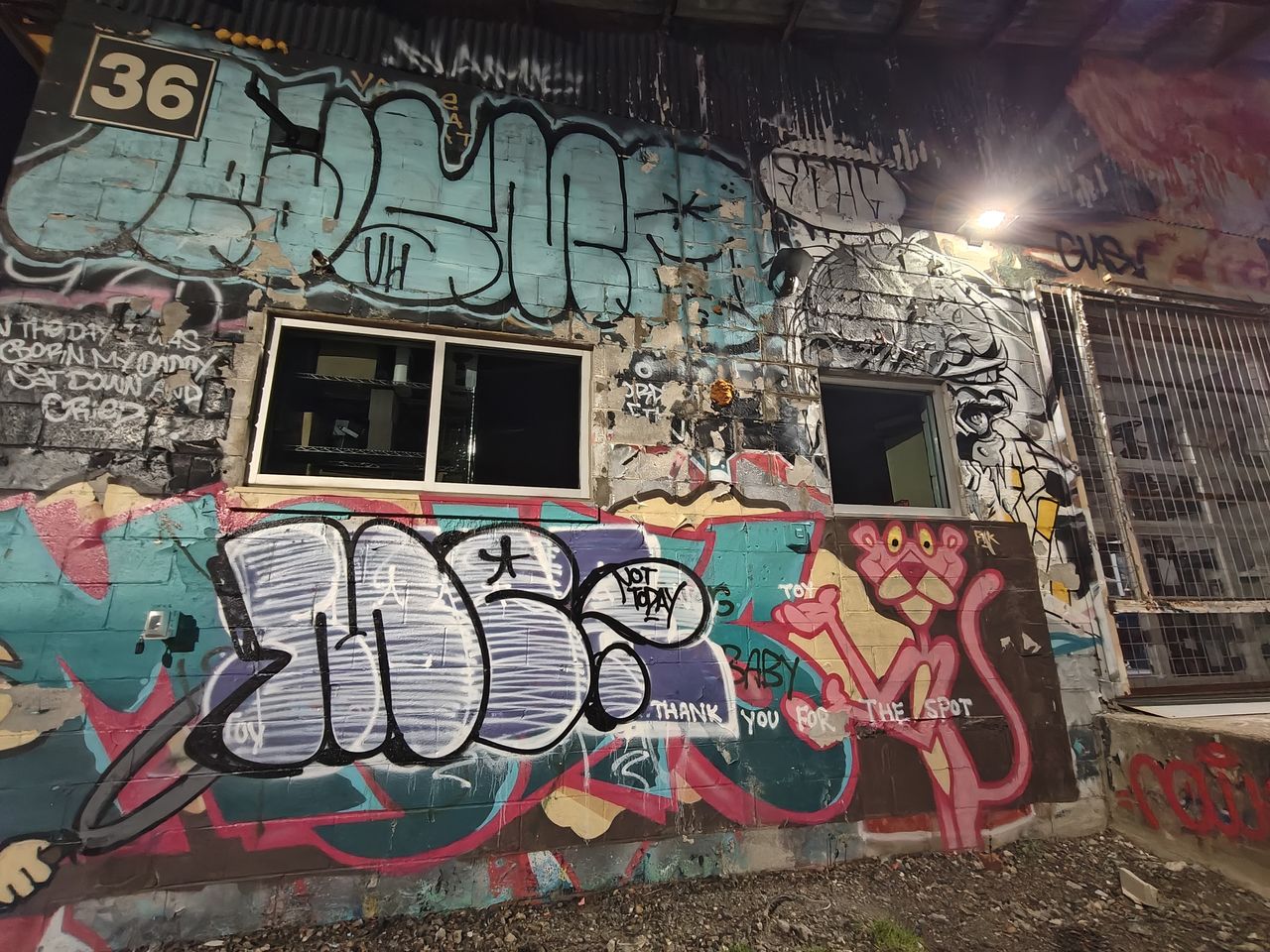 OnePlus 12R nighttime ultrawide camera sample