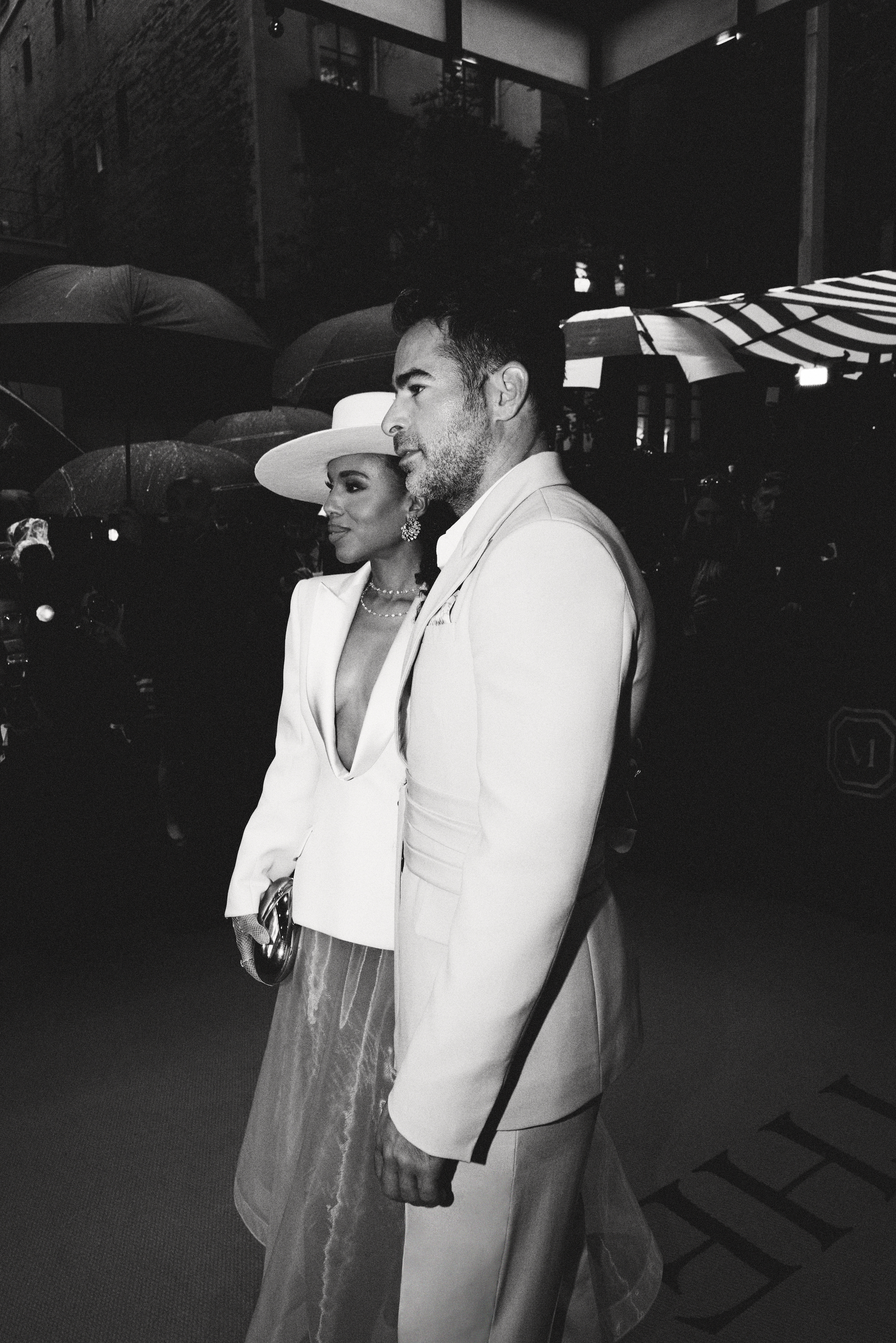 Kerry Washington and Jonathan Simkhai leaving for the met gala