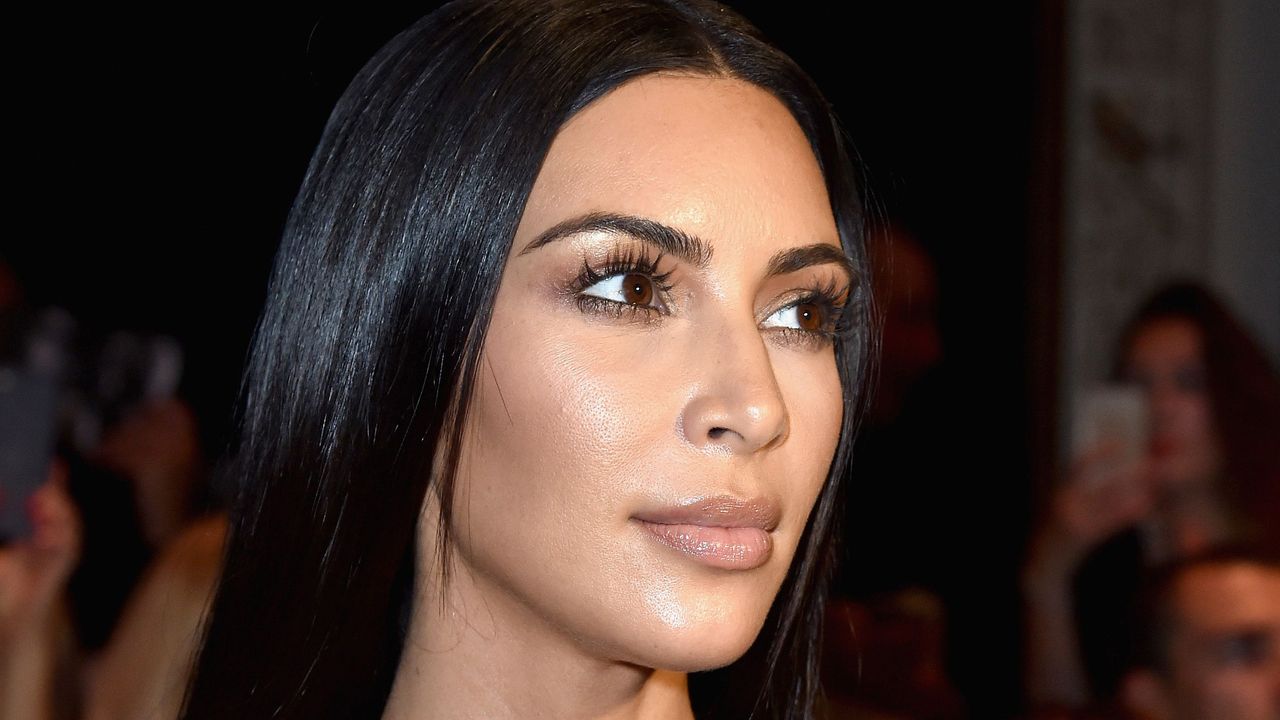 Kim Kardashian Hires Ex-Secret Service Agents as Security Team | Marie ...