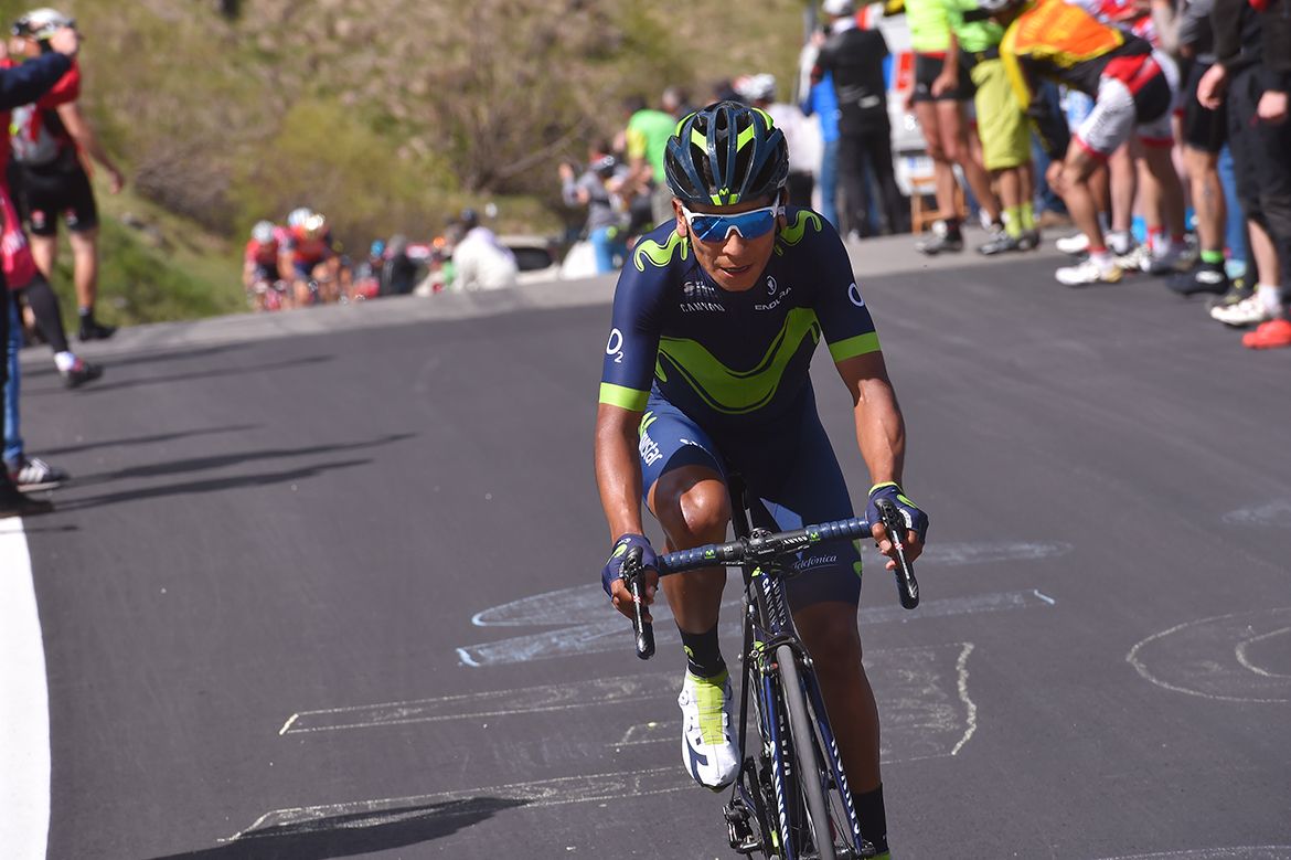Nairo Quintana on the attack on the Passo Gardena