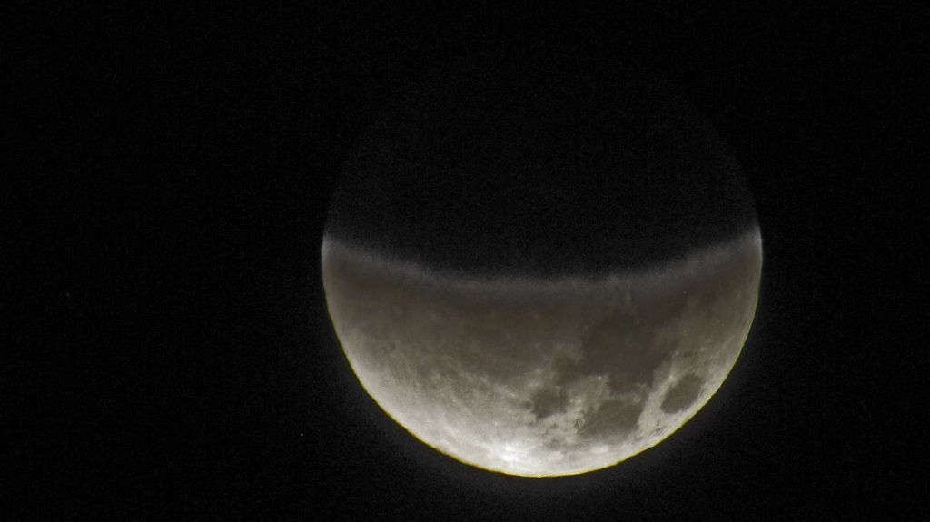 Photos: Total Lunar Eclipse of December 2011 | Space
