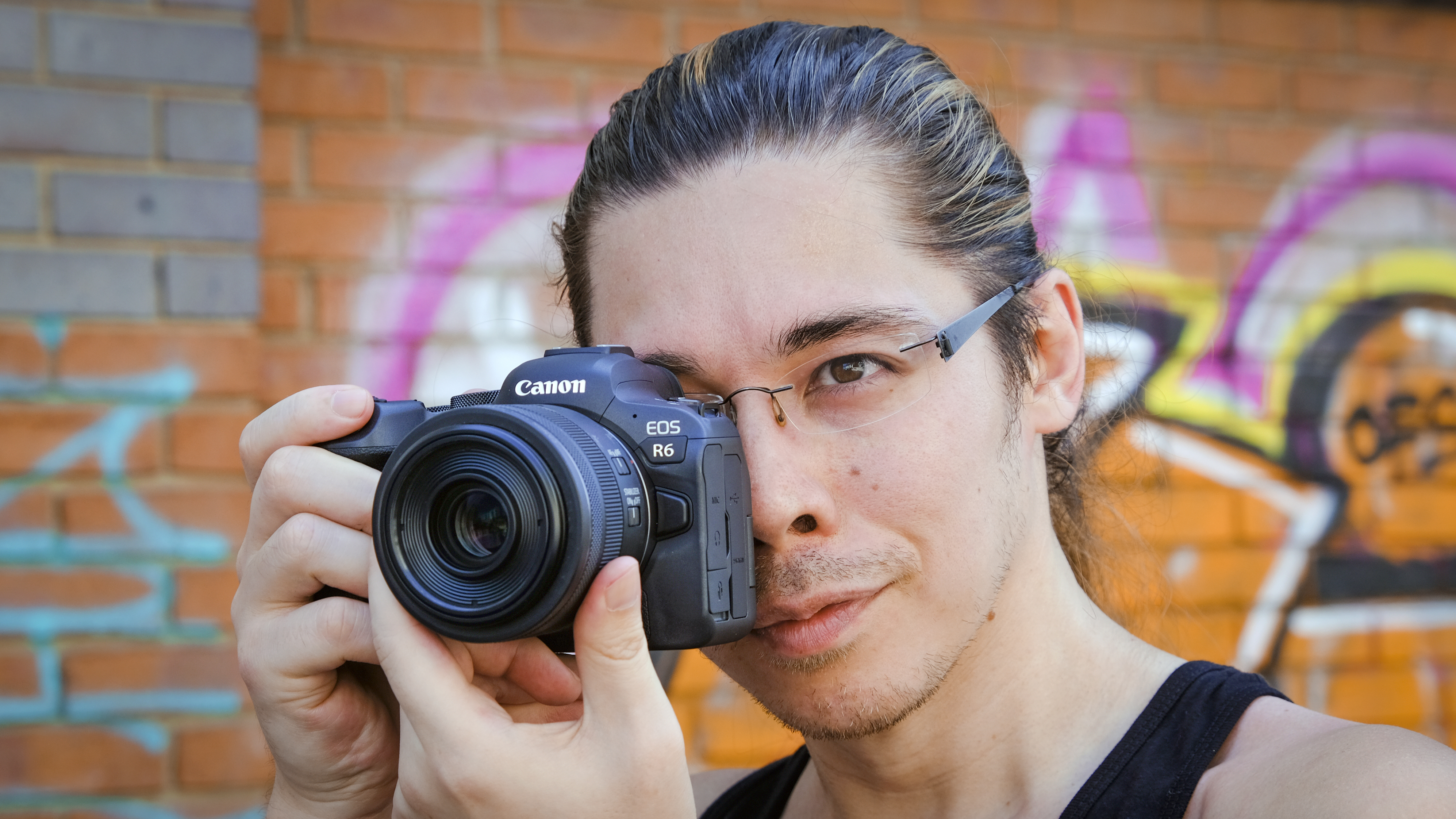 James Artaius using a Canon EOS R6 to photograph street photography
