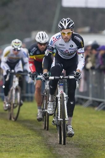 Niels Albert (BKCP - Powerplus) sets the pace.
