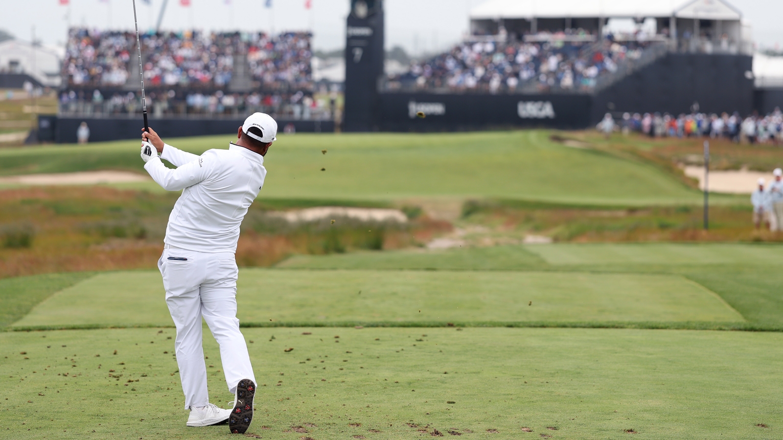 JJ Spaun of the United States plays a shot from the seventh tee during the first round of the 126th U.S. OPEN at Shinnecock Hills Golf Club