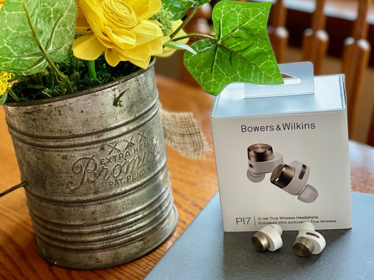 Bowers &amp; Wilkins P17 In-Ear Headphones review