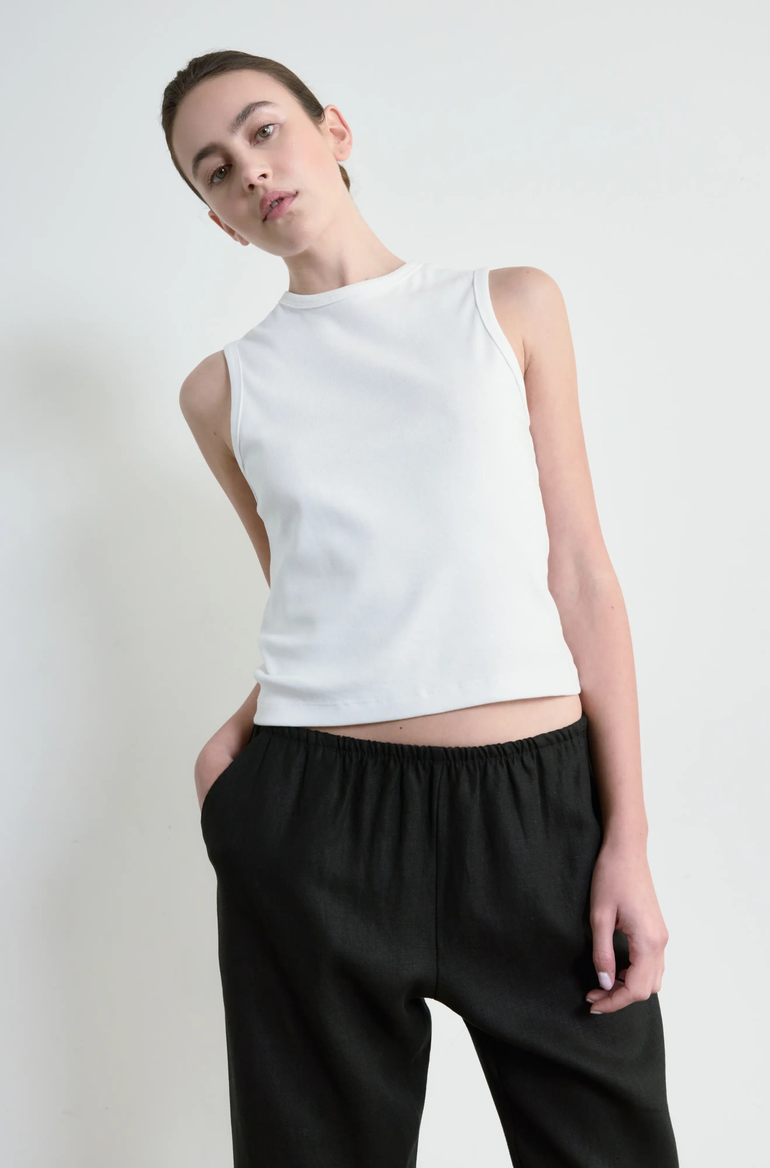 Almina Concept, Classic Round Neck Tank