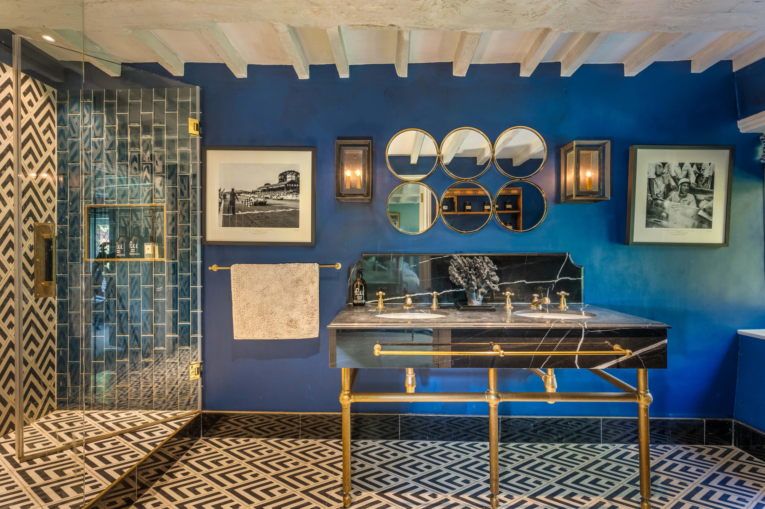 New Place Manor in Pulborough