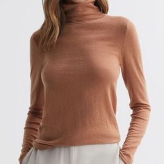 EMMA WOOL-CASHMERE ROLL NECK TOP