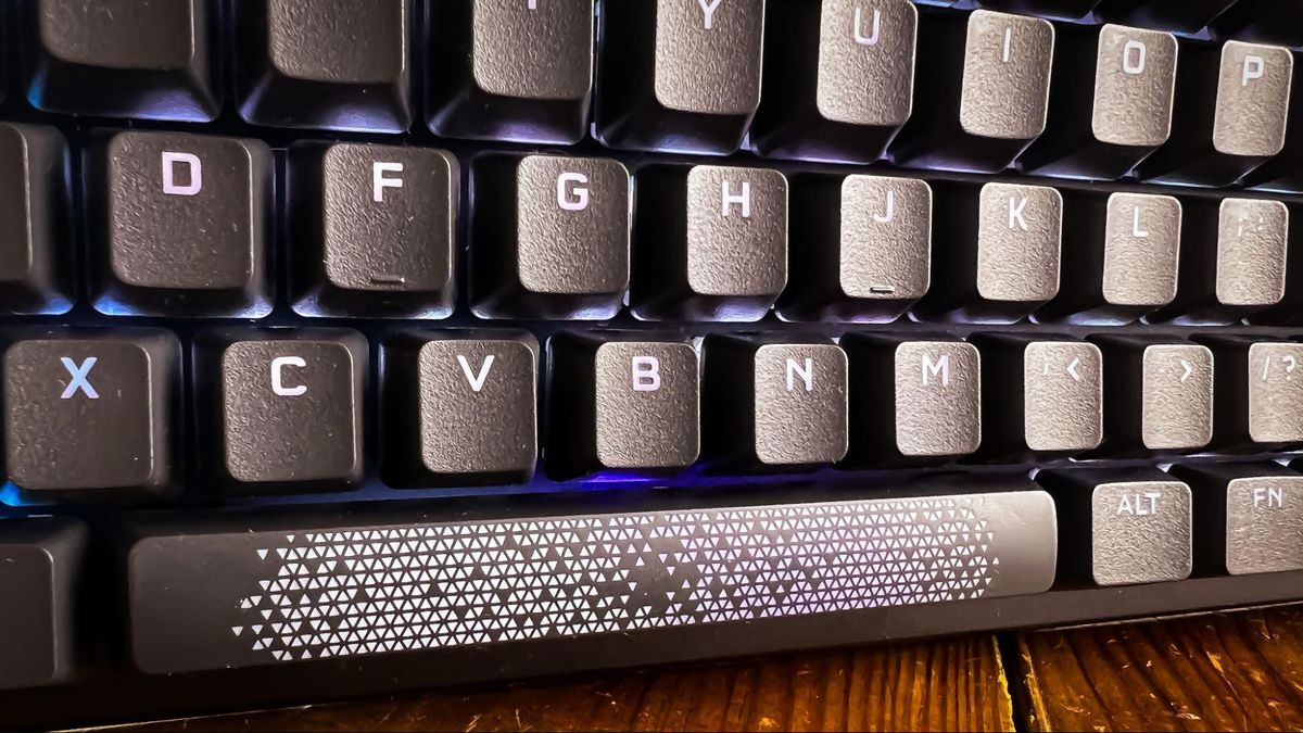 Corsair K70 Max RGB