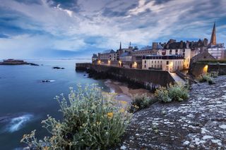 Panorama in the evening of St-Malo, one of the best foodie cities in France