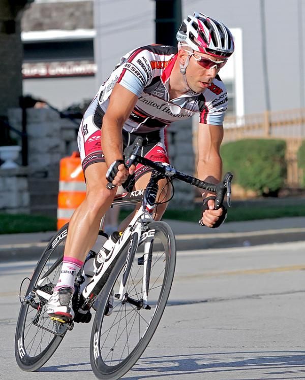 Eventual winner Karl Menzies (UnitedHealthcare pb Maxxis).