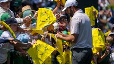 Scottie Scheffler signs autographs at The Masters 