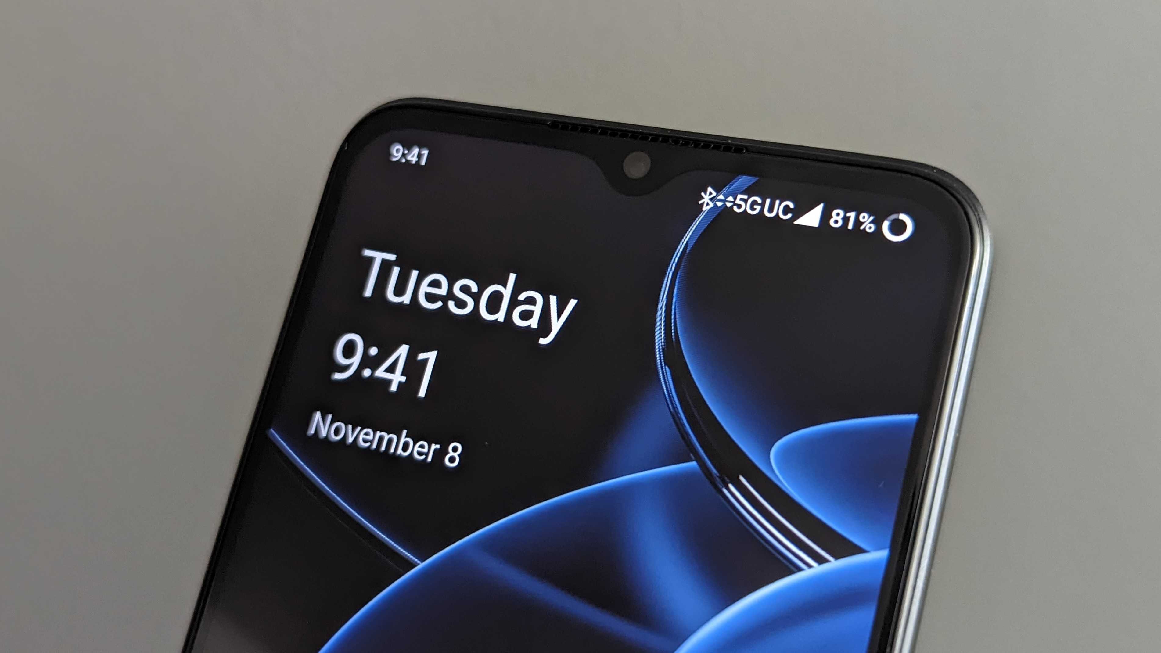 OnePlus Nord N300 5G V şeklinde çentik