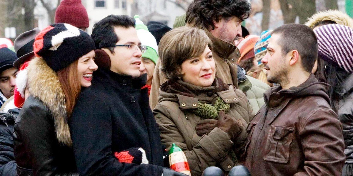 John Leguizamo, Debra Messing, Elizabeth Pena, Alfred Molina, and Freddy Rodriguez in Nothing Like The Holidays