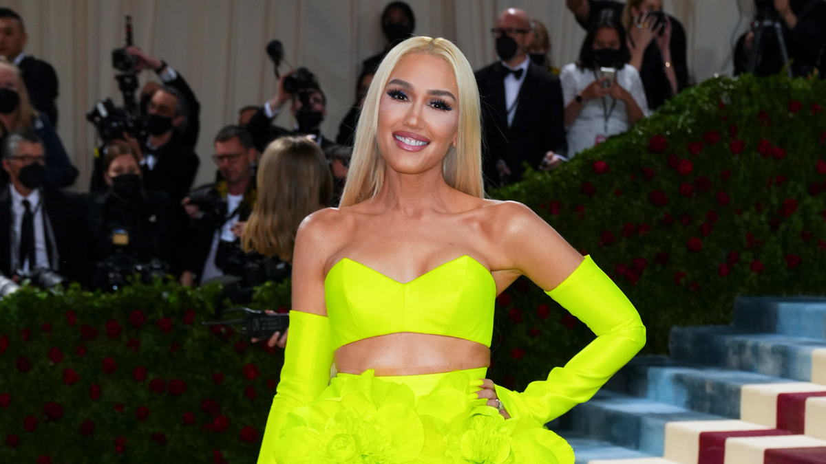 Gwen Stefani reveals she did her own makeup for the Met Gala | Woman & Home