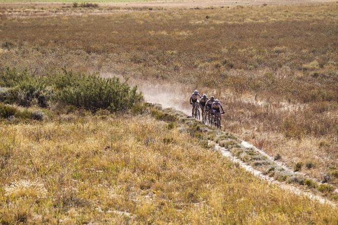 The lead breakaway during stage 2