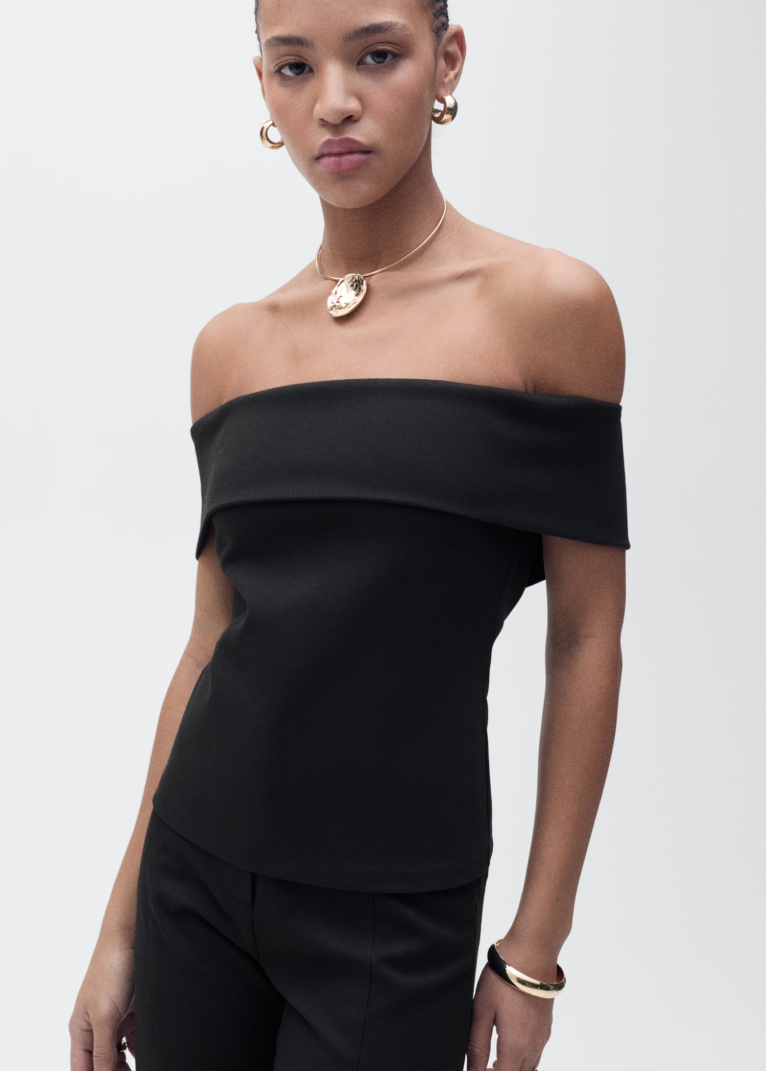 Mango Off-shoulder top