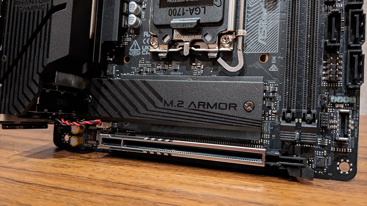 Asrock Z790I Lightning WiFi M.2 heatsink