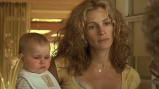 Julia Roberts and baby in Erin Brockovich