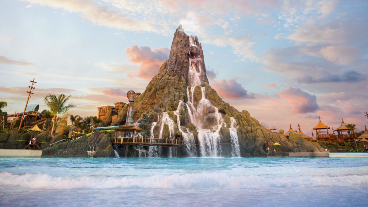 Universal Volcano Bay&#039;s volcano fixture, shown in the daytime.