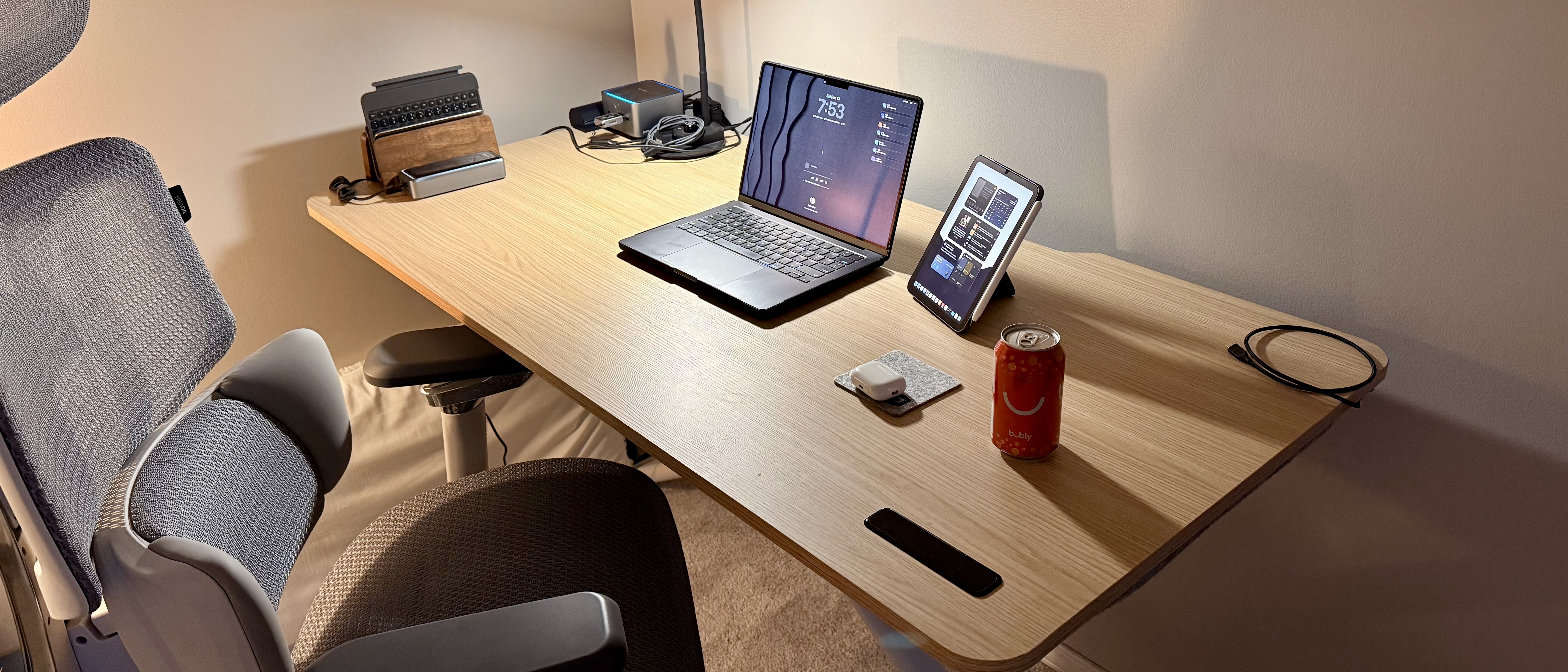I tested the Marinamantra Flow - a standing desk that goes so low you can work while sitting cross-legged on the floor
