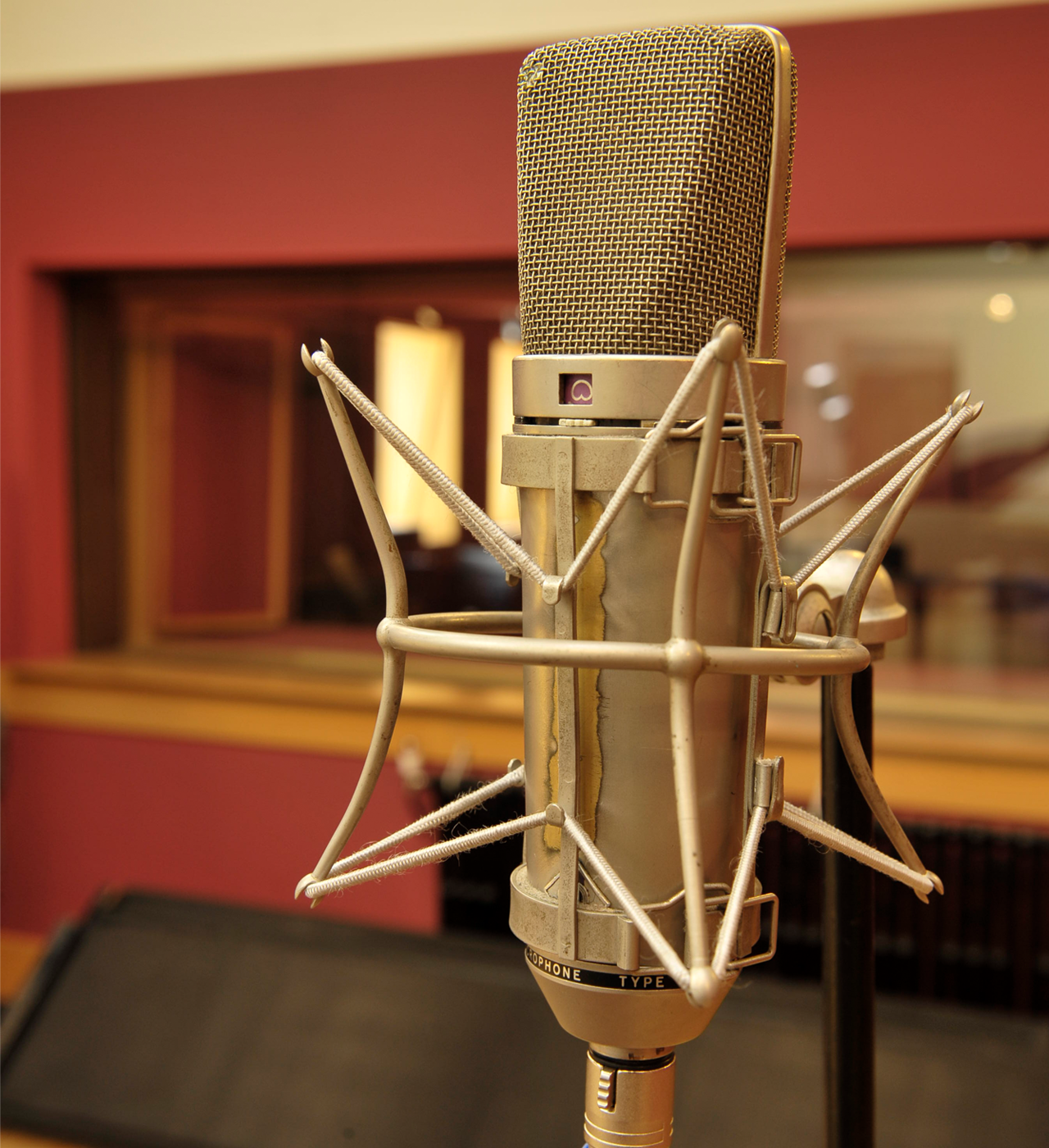 Neumann U87