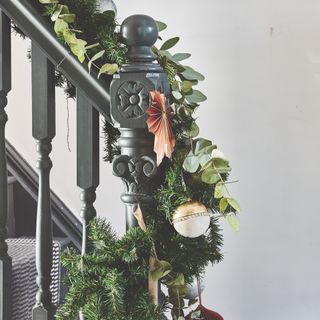 christmas stair garland on banisters