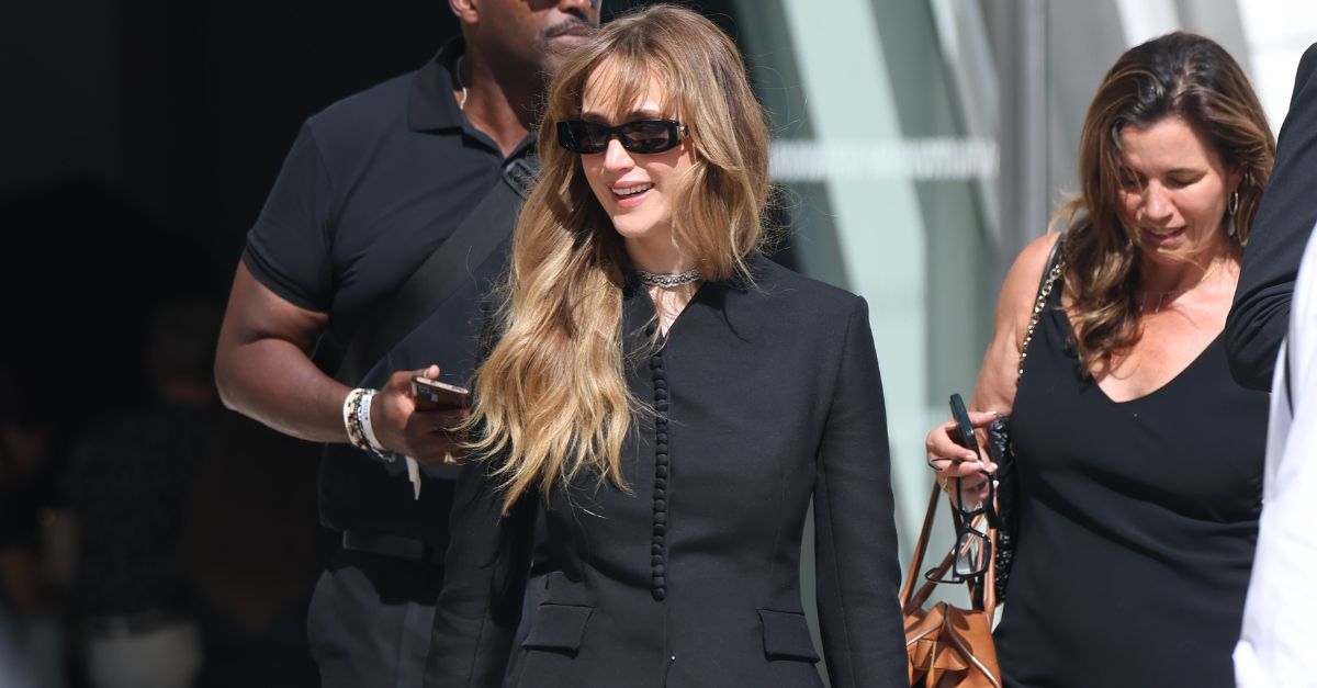JLaw Confirmed: Single-Breasted Jackets Will Be Everywhere This Autumn