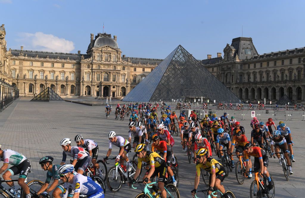 PARIS FRANCE SEPTEMBER 20 Wout Van Aert of Belgium and Team Jumbo Visma Mads Pedersen of Denmark and Team Trek Segafredo George Bennett of New Zealand and Team Jumbo Visma Edward Theuns of Belgium and Team Trek Segafredo Louvre Museum Paris City Peloton during the 107th Tour de France 2020 Stage 21 a 122km stage from MantesLaJolie to Paris Champslyses TDF2020 LeTour on September 20 2020 in Paris France Photo by Tim de WaeleGetty Images