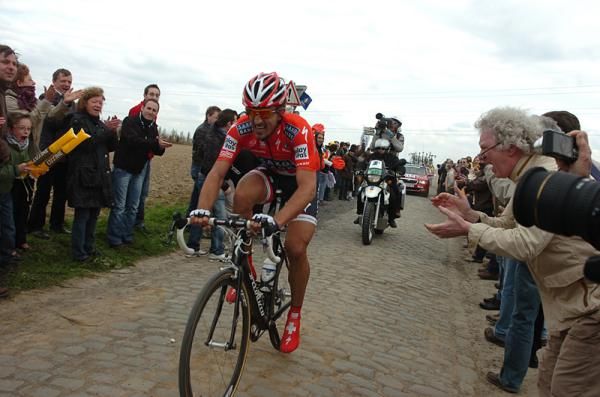 Fabian Cancellara (Saxo Bank) riding to a win