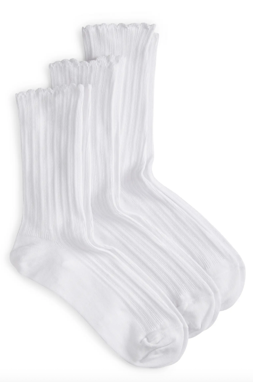 Hue, 3-Pack Scalloped Pointelle Crew Socks