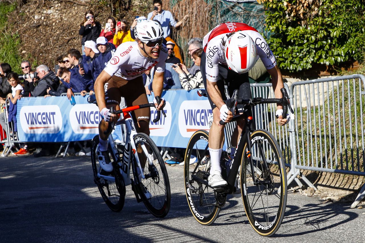 Drome Classic 2022 - 10th Edition - Etoile sur Rhone - Etoile sur Rhone 191,5 km - 27/02/2022 - Guillaume Martin (FRA - Cofidis) - Benoit Cosnefroy (FRA - AG2R Citroen Team) - photo Roberto Bettini/SprintCyclingAgency&Acirc;&copy;2022