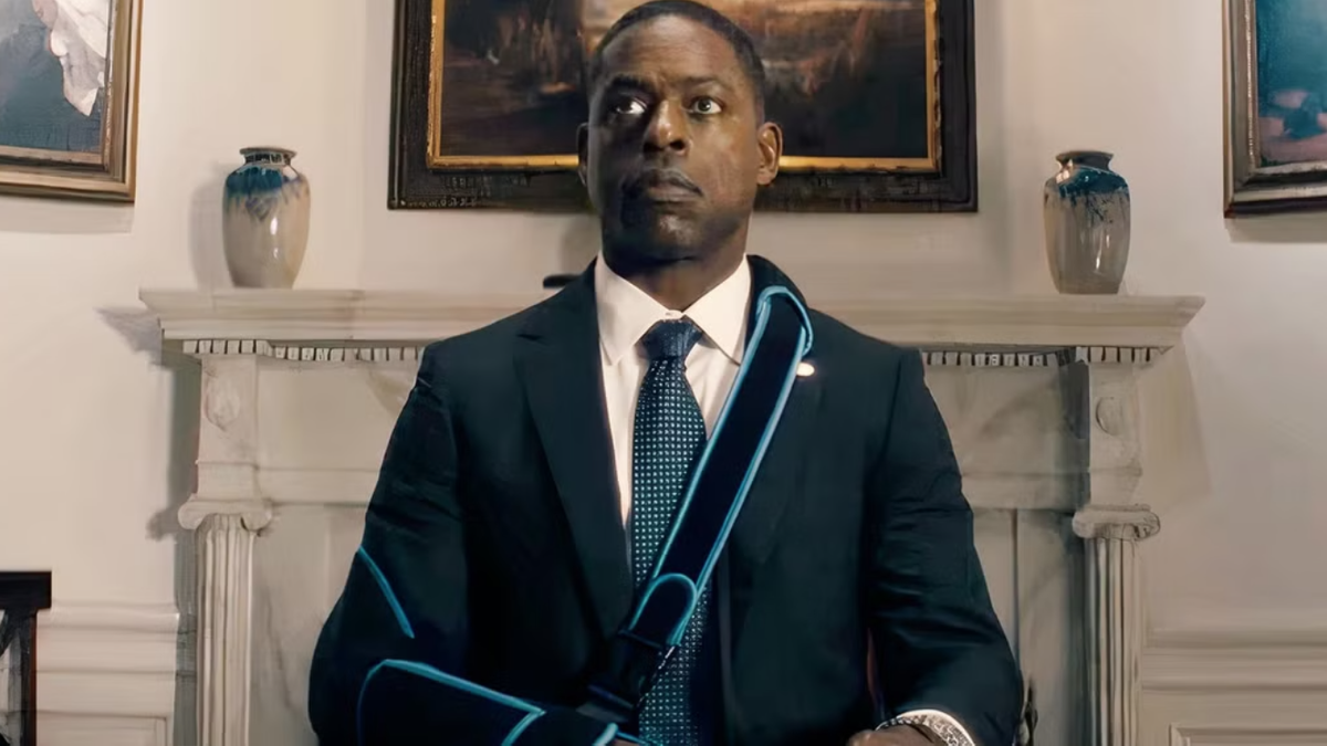 Sterling K. Brown stars as Xavier Collins, head of a security detail for a former President suddenly dragged into the spotlight