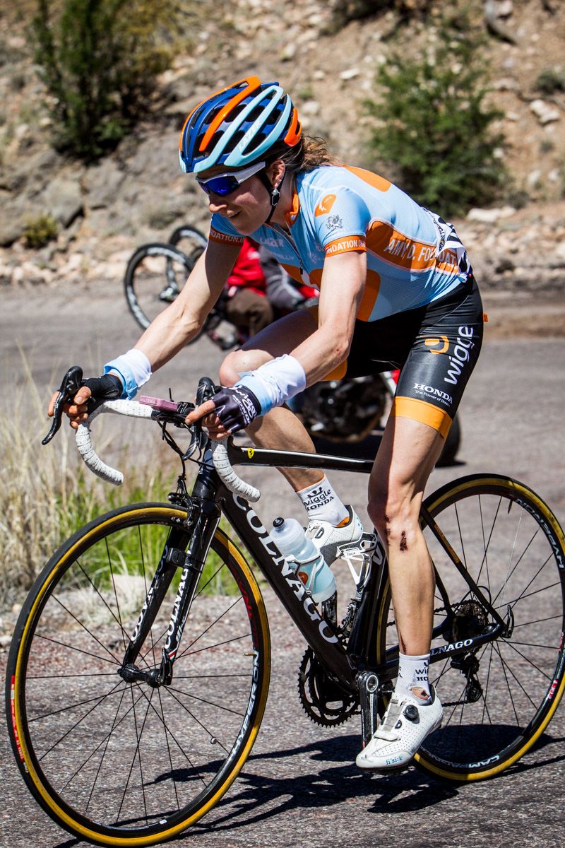 Mara Abbott (Amy D Foundation) with one kilometre to go