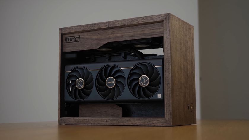 A custom DIY walnut wooden ITX PC case by MXC Builds