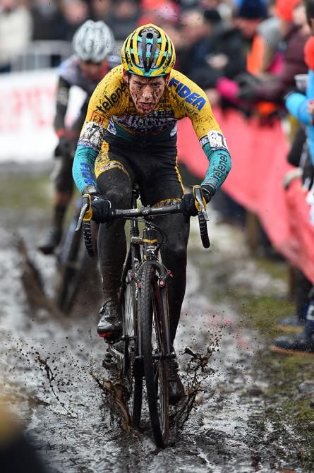 Tom Meeusen navigates the mud at Bpost Bank Trofee Azencross.