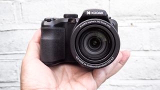 Kodak Pixpro AZ425 review