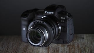 Canon EOS R5 mount with a Lensbaby Spark 2.0