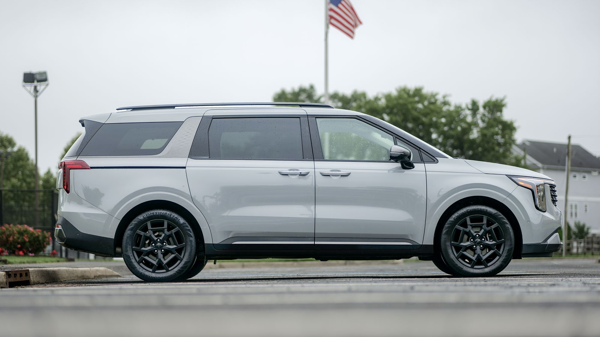 2025 Kia Carnival Hybrid SX Prestige test drive.