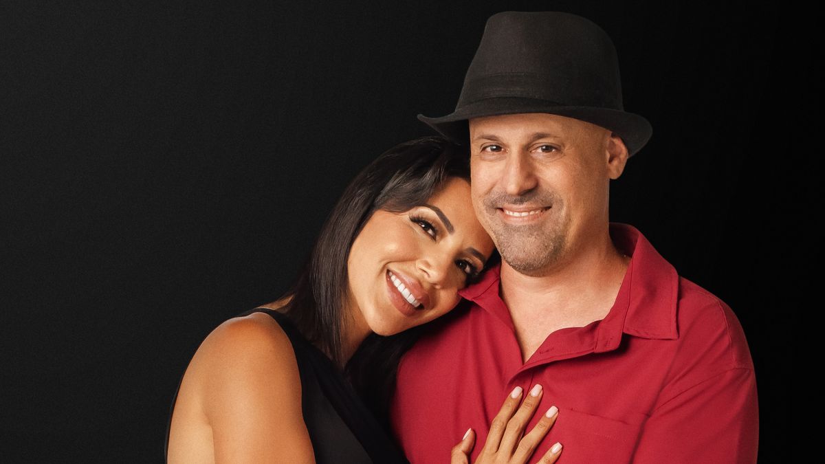 in key art for 90 Day Fianc&eacute; season 10
