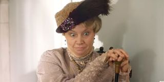SNL Kate McKinnon as Maggie Smith dowager countess Downton Abbey