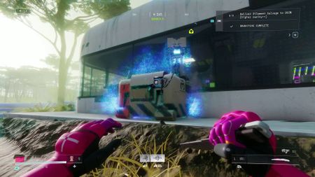 Marathon DCON surrounded by blue energy as it teleports items placed inside