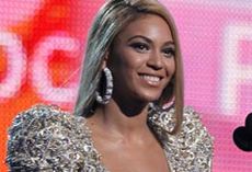 Beyonce Knowles at the 2010 Grammy Awards